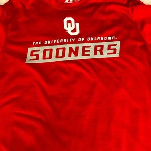 Men’s athletic tee